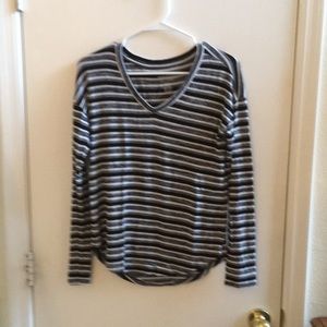 American Eagle Women’s LS Shirt Soft & Sexy M